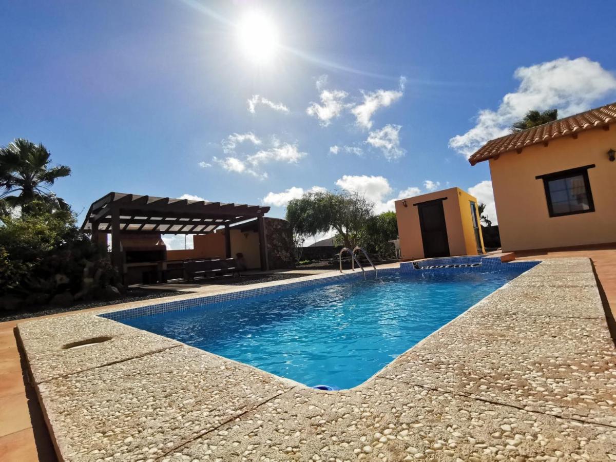 Magic House Villa La Oliva Bagian luar foto