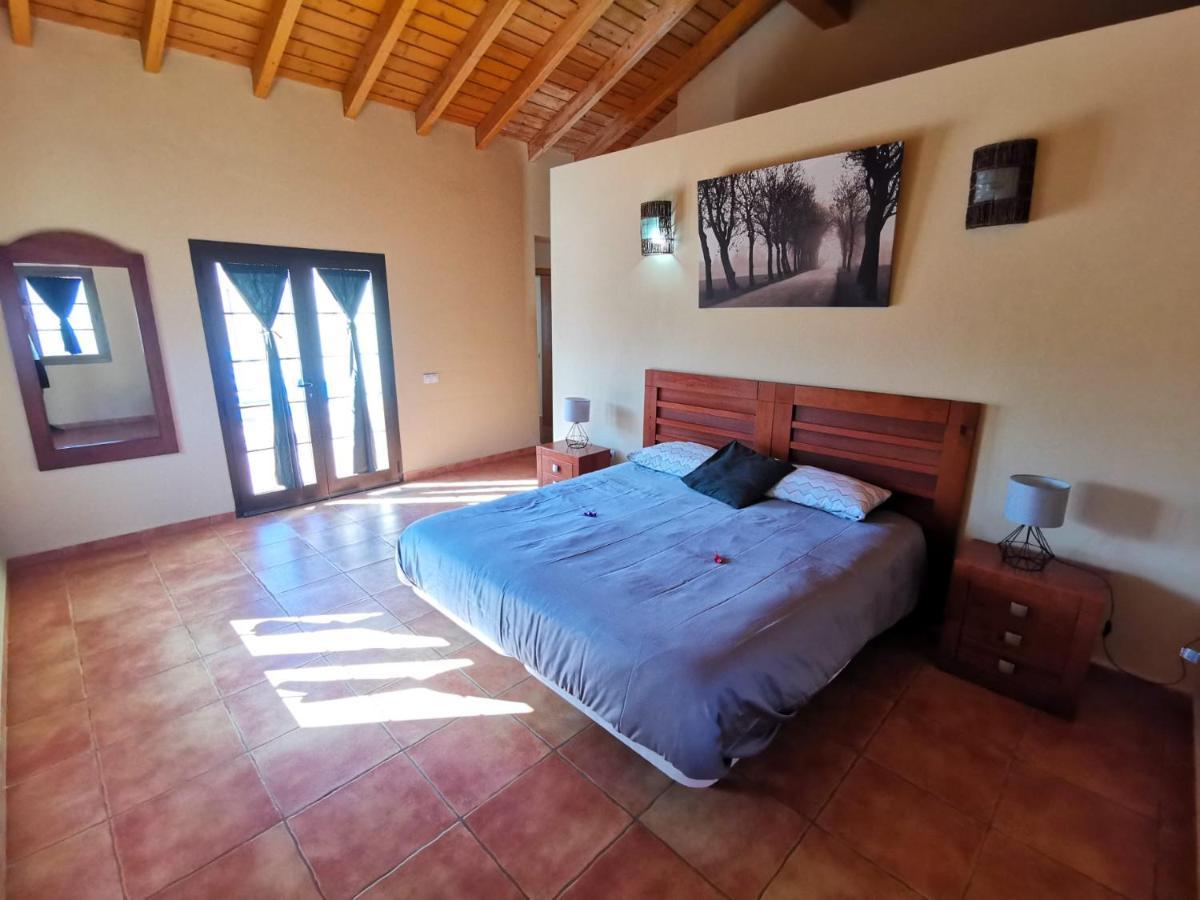 Magic House Villa La Oliva Bagian luar foto